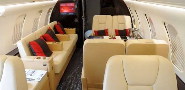 Private Flights Challenger 605