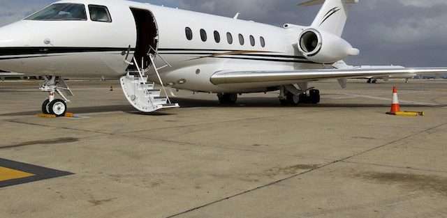 hawker business jets