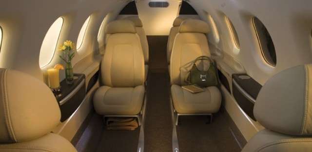 Interior Phenom-300