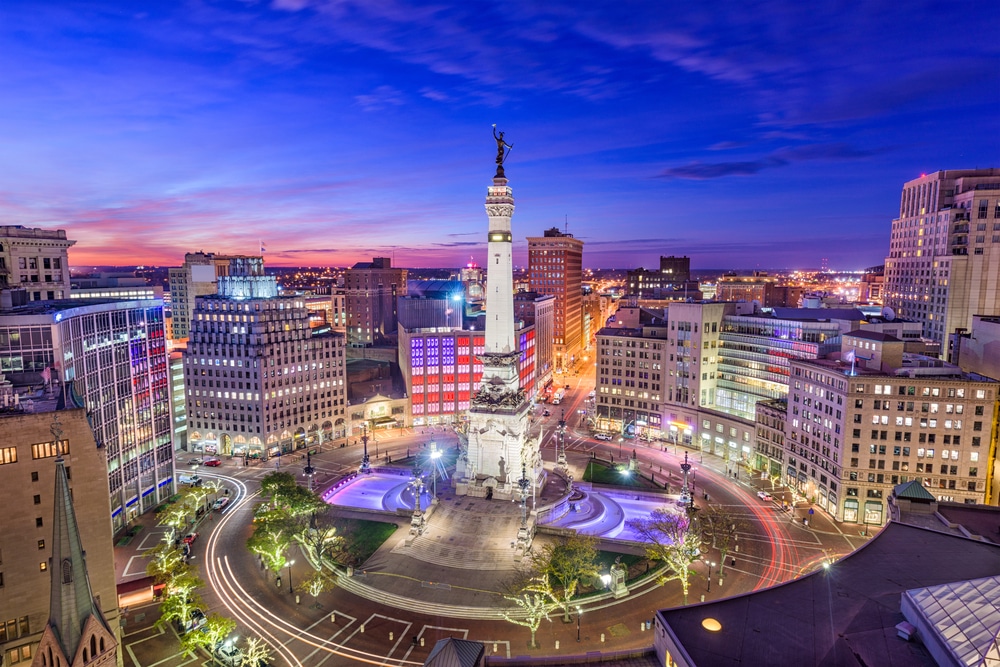 A long-exposure photo of the Indianapolis skyline ay night.